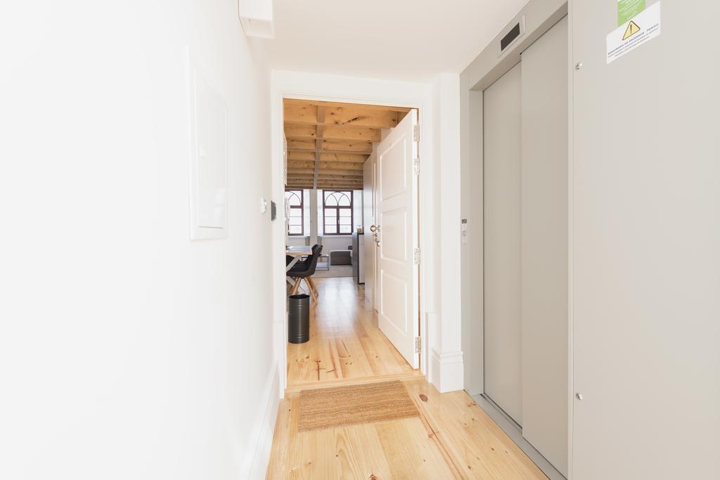 Lovelystay-Modern Loft City Center Порту Екстер'єр фото