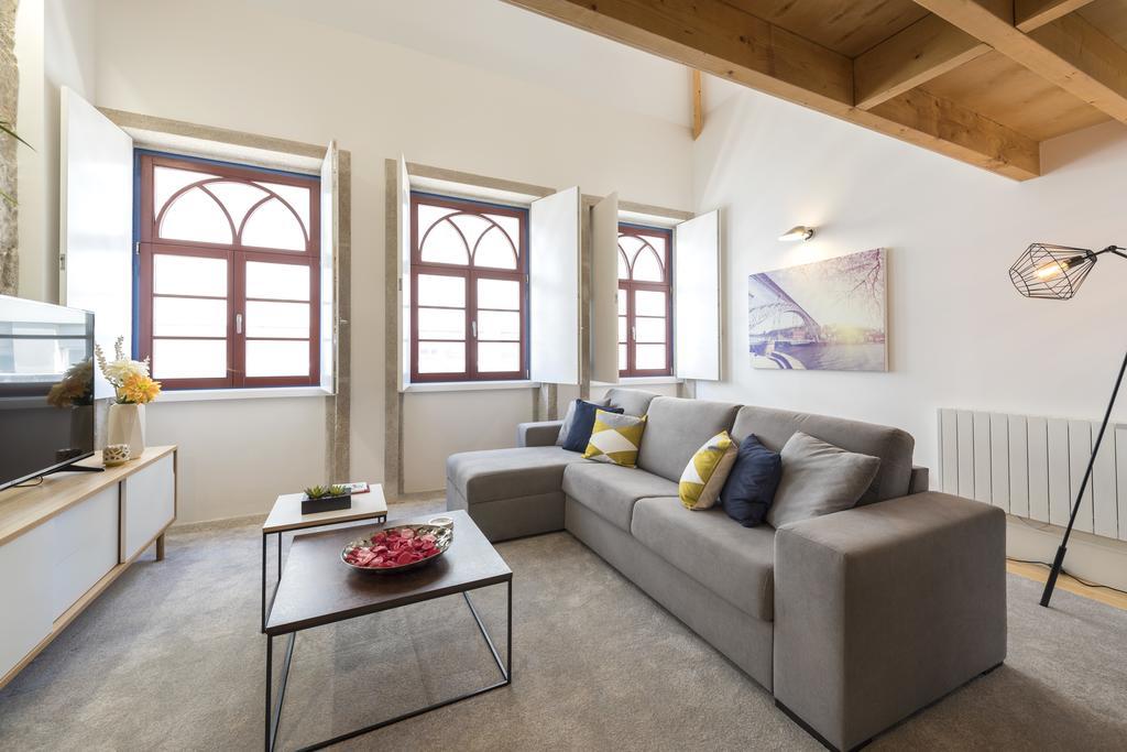 Lovelystay-Modern Loft City Center Порту Екстер'єр фото