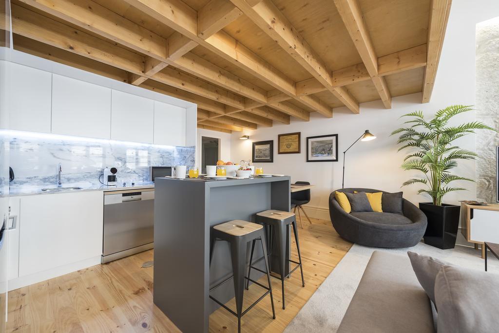 Lovelystay-Modern Loft City Center Порту Екстер'єр фото